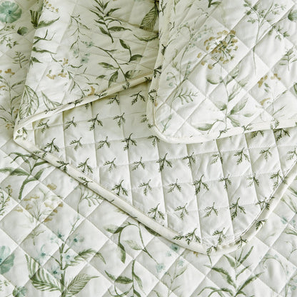 Floral Printed Microfiber Quilt Set - Glyndora Collection