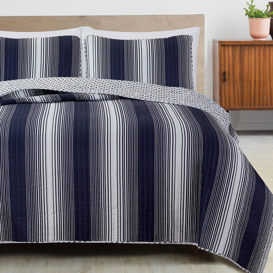 Everette Collection Ombre Striped Quilt Set