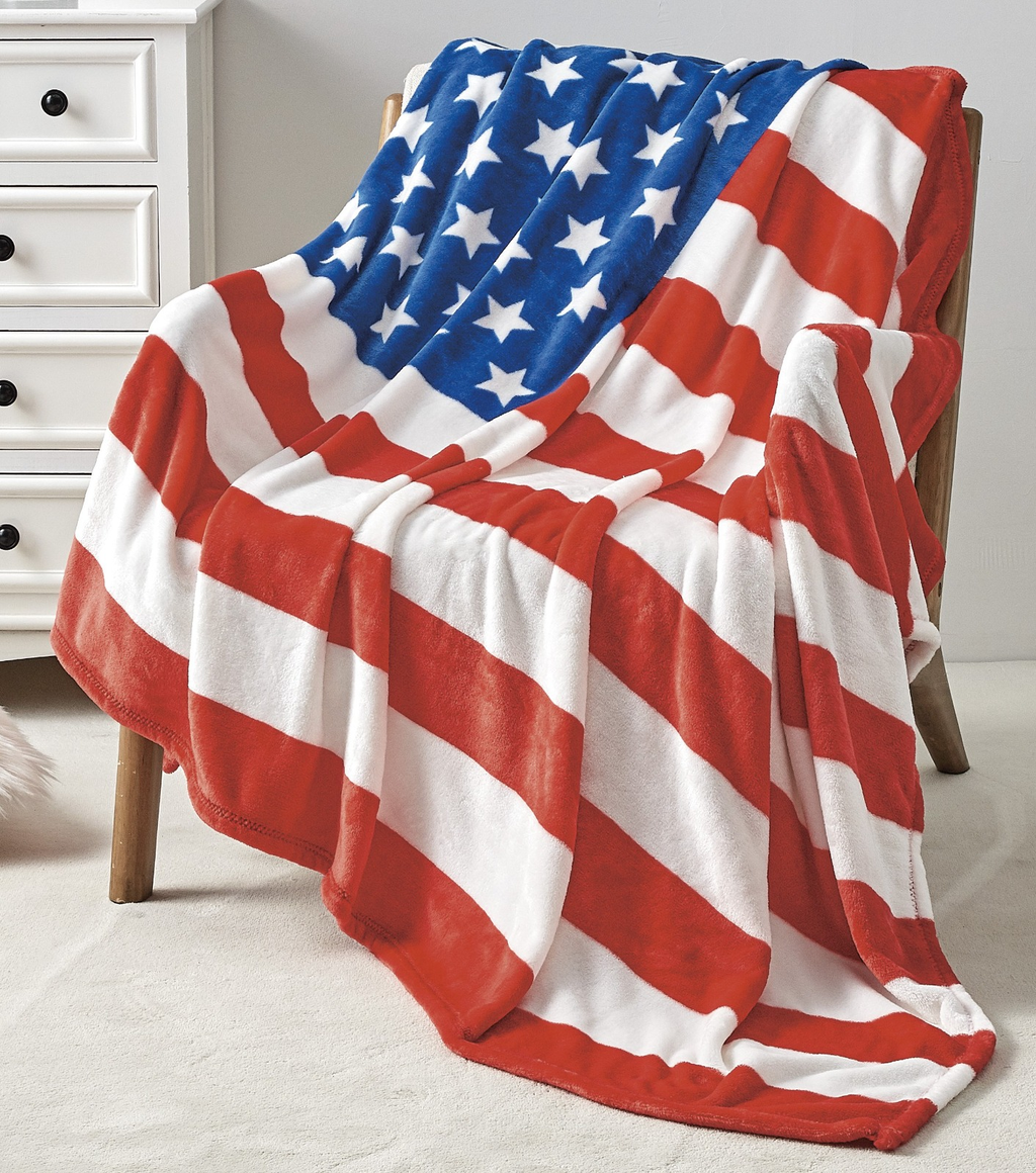 American USA Flag Oversized Throw Blanket 50x70" – Soft Micro Plush Reversible Patriotic Blanket for Couch, Outdoor Events & Home Decor