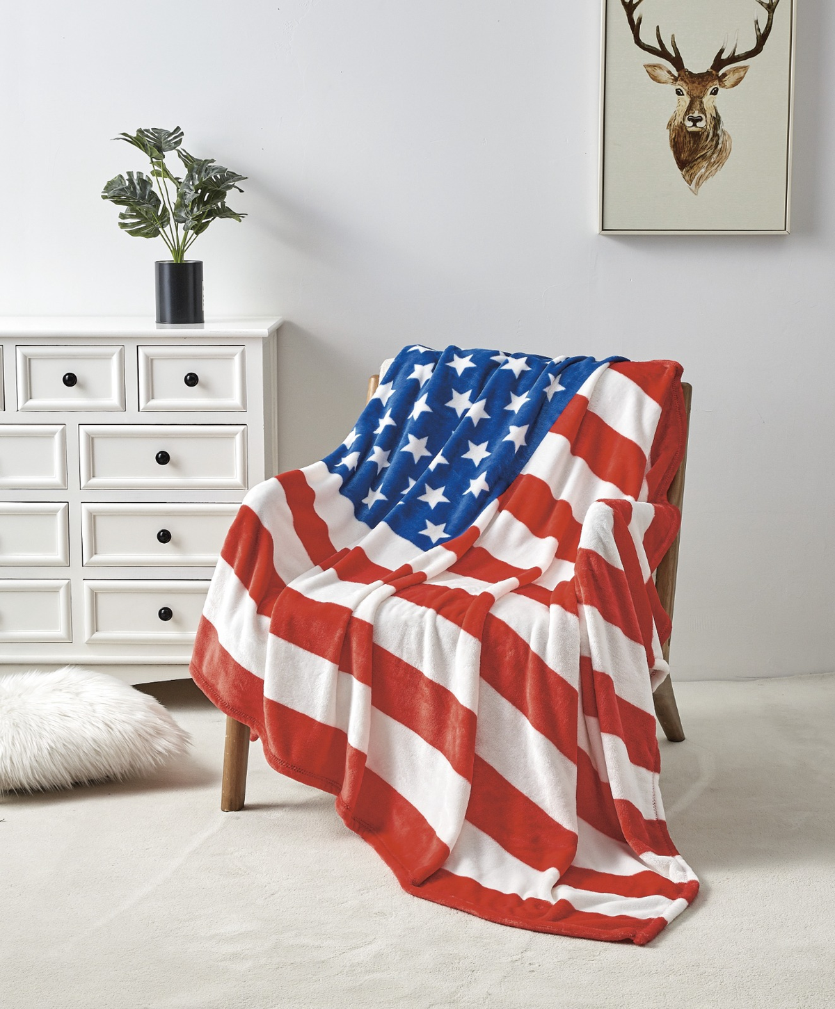 American USA Flag Oversized Throw Blanket 50x70" – Soft Micro Plush Reversible Patriotic Blanket for Couch, Outdoor Events & Home Decor